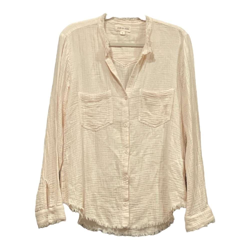 Cloth + Stone button up frayed hem, neck, sleeves/light pink. Size M A 5
